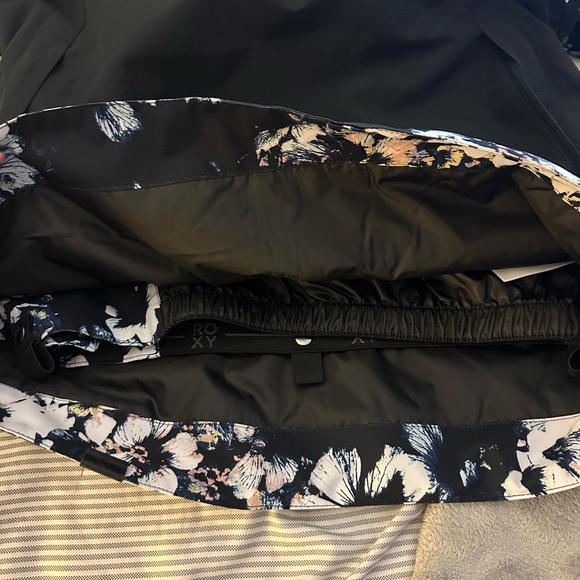 Roxy Women's Hawaiian Shelter Snowboard Jacket Size XS - Picture 12 of 13